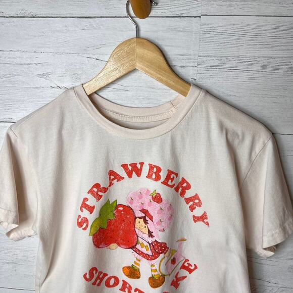 Strawberry Shortcake Top Womens Size Large Cropped Novelty 100% Cotton - Picture 8 of 16